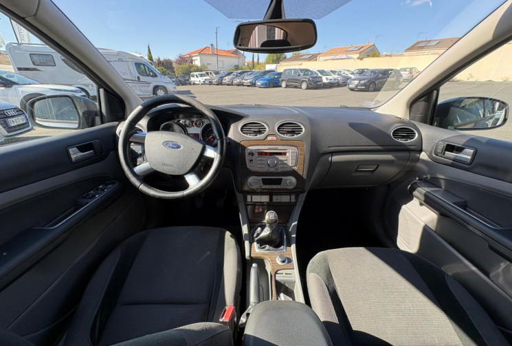 Ford Focus II Phase 2 1.6 Ti VCT  GHIA 115  / GARANTIE 12 MOIS 