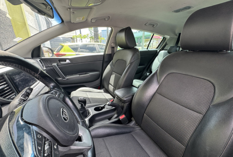 Kia Sportage IV Phase 2 1.6 CRDi VGT 16V 4x2 115 cv // Première main