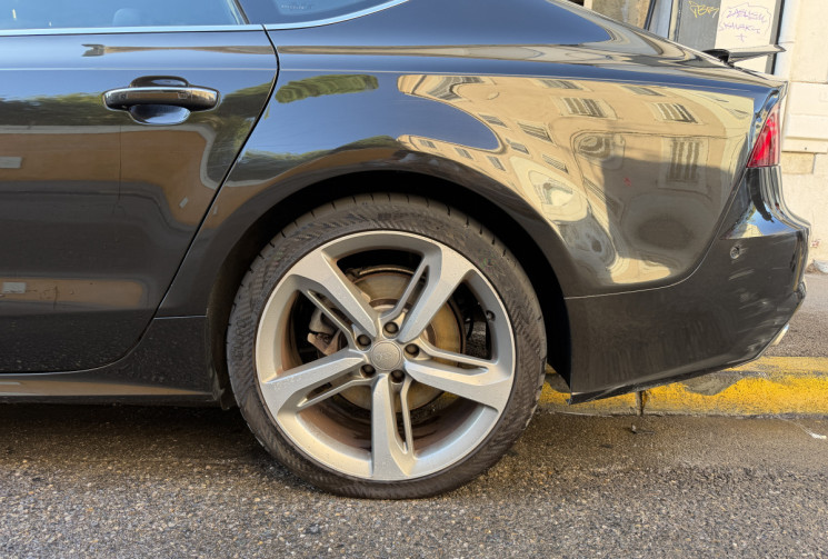 Audi A7 SPORTBACK avus origine France 3eme main 3.0 TDI V6 24V Quattro S-Tronic7 272 cv /carplay / 