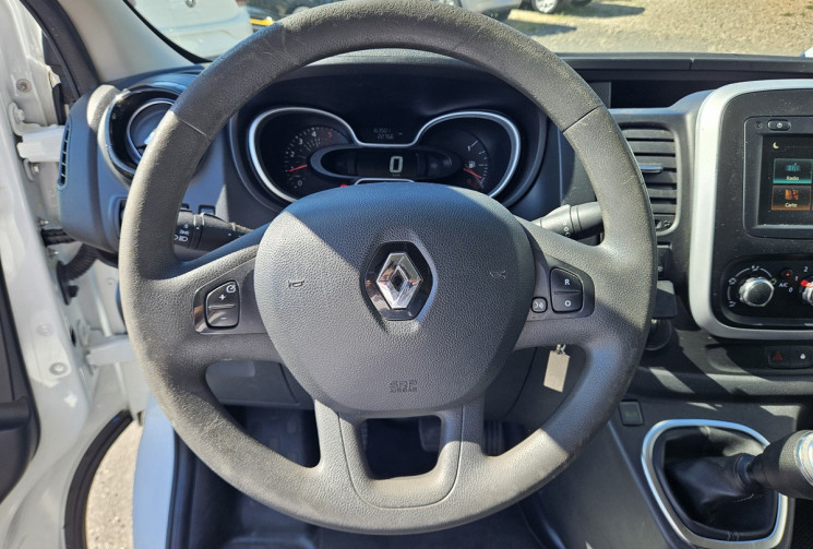 Renault Trafic III 2.0 DCI 145 GRAND CONFORT 6 PLACES