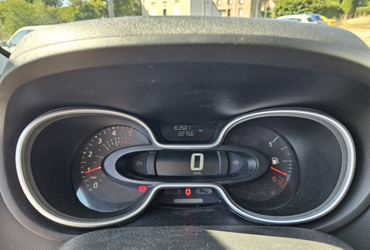 Renault Trafic III 2.0 DCI 145 GRAND CONFORT 6 PLACES