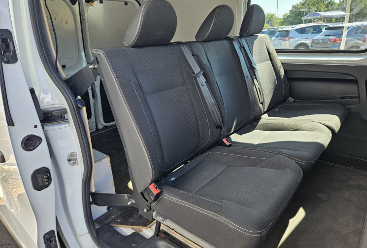 Renault Trafic III 2.0 DCI 145 GRAND CONFORT 6 PLACES