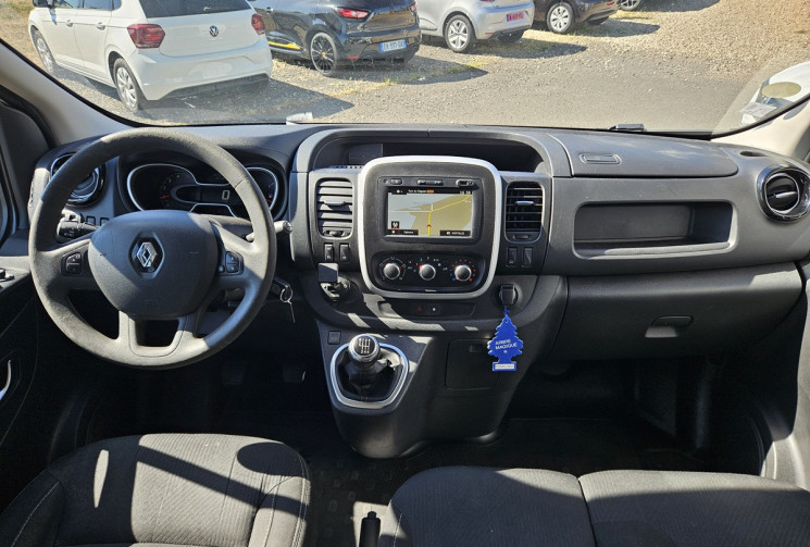 Renault Trafic III 2.0 DCI 145 GRAND CONFORT 6 PLACES