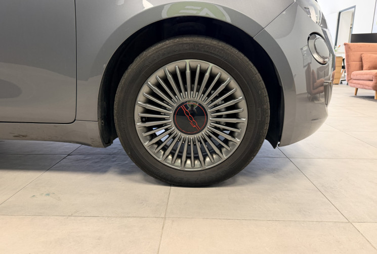 FIAT 500 500-e Red