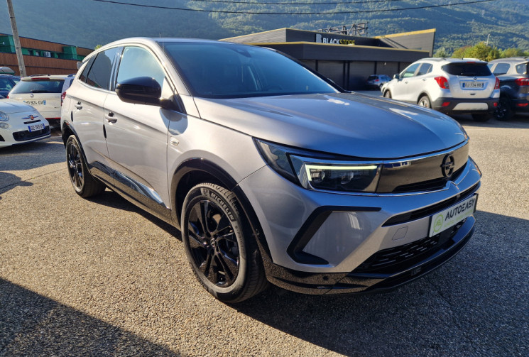 Opel Grandland  Phase 2 1.2 i 12V Turbo Hybrid 136 e-DSC6