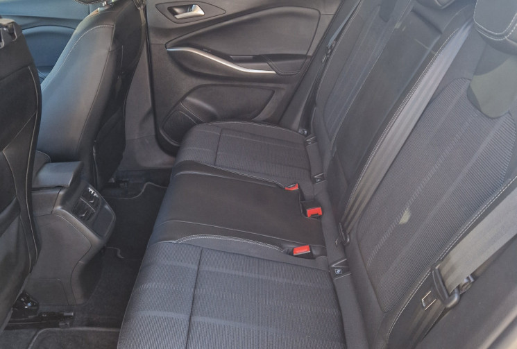 Opel Grandland  Phase 2 1.2 i 12V Turbo Hybrid e-DSC6 136 cv Boîte auto