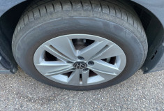 Volkswagen Golf 8 Life Plus 2.0 TDI 116 ch DSG7-13 000Km-Caméra de recul-Radar Av et AR-Etat Neuf