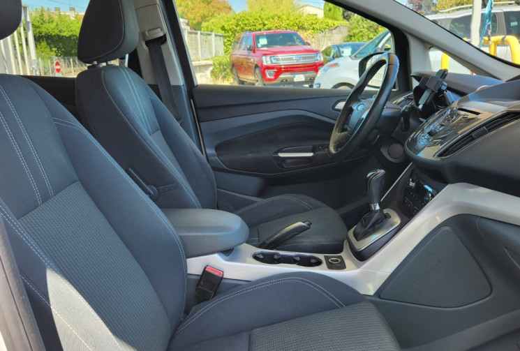 Ford C-MAX  2.0 140 TITANIUM / BOITE AUTO / SUIVI FULL FORD / TRES BON ETAT / 7 PLACES