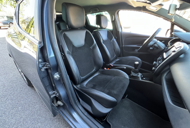 Renault Clio ph2 0.9 TCe 90ch energy Intens 5p 