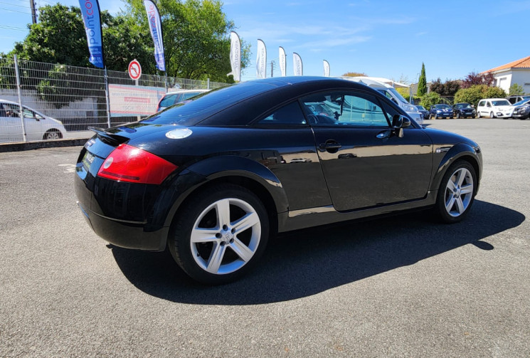 Audi TT MK 1 / 1.8 150 / TRES BON ETAT / DESIGN EDITION