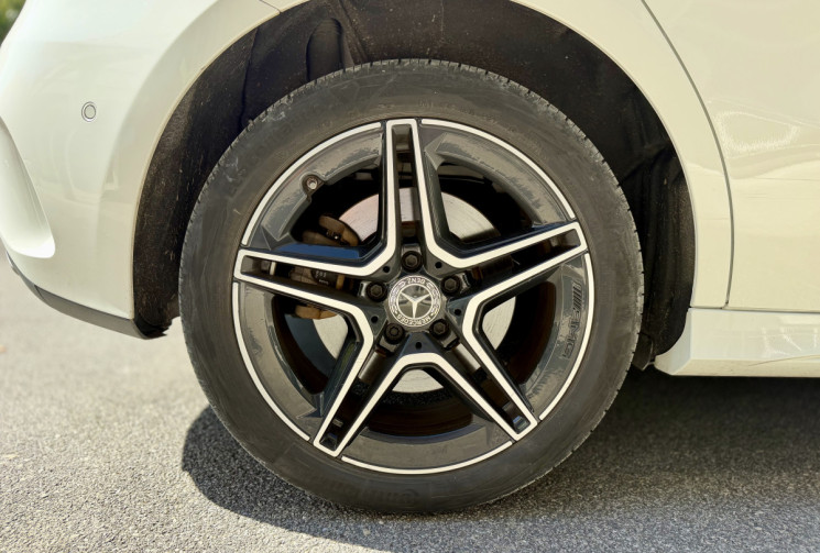 Mercedes Classe A AMG Line 250 e 1.3 Ti 218 PHEV 8G-DCT / Carplay / Camera / Lumiere ambiance / 250e