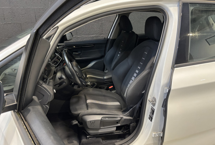 BMW SERIE 2 ACTIVETOURER 216d 116 ch Pack Sport / Entretien complet