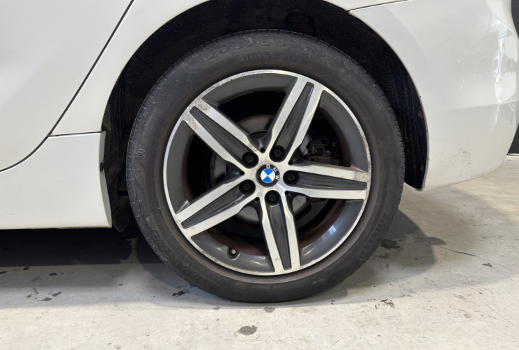 BMW SERIE 2 ACTIVETOURER 216d 116 ch Pack Sport / Entretien complet