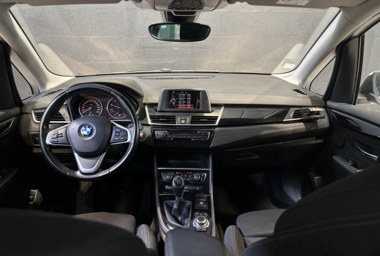 BMW SERIE 2 ACTIVETOURER 216d 116 ch Pack Sport / Entretien complet