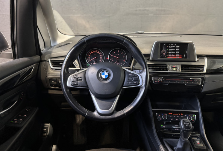 BMW SERIE 2 ACTIVETOURER 216d 116 ch Pack Sport / Entretien complet