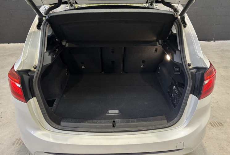 BMW SERIE 2 ACTIVETOURER 216d 116 ch Pack Sport / Entretien complet