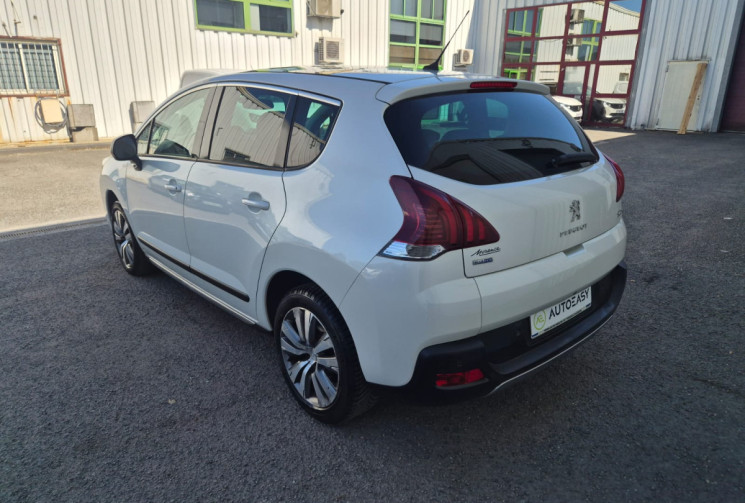 Peugeot 3008 I PHASE 2 1.6 HDi 120 CV * ALLURE * TOIT PANO – DISTRIBUTION FAITE – SUIVI PEUGEOT