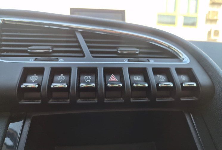 Peugeot 3008 I PHASE 2 1.6 HDi 120 CV * ALLURE * TOIT PANO – DISTRIBUTION FAITE – SUIVI PEUGEOT