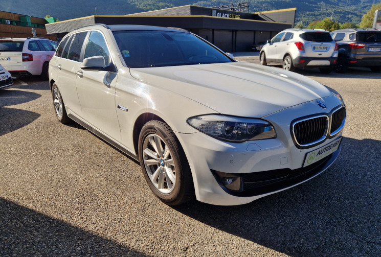 BMW SERIE 5 TOURING 530d xDrive 258 BVA8 finition Confort