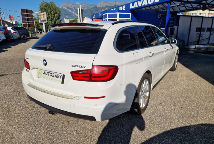 BMW SERIE 5 TOURING 530d xDrive 258 BVA8 finition Confort