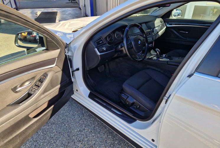 BMW SERIE 5 TOURING 530d xDrive 3.0D 258 cv Boîte auto