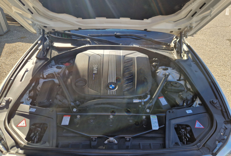 BMW SERIE 5 TOURING 530d xDrive 3.0D 258 cv Boîte auto