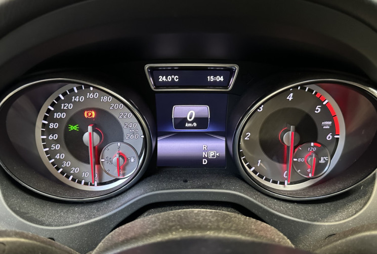 Mercedes GLA 220 CDI 2.2 / CARPLAY / CAMERA DE RECUL