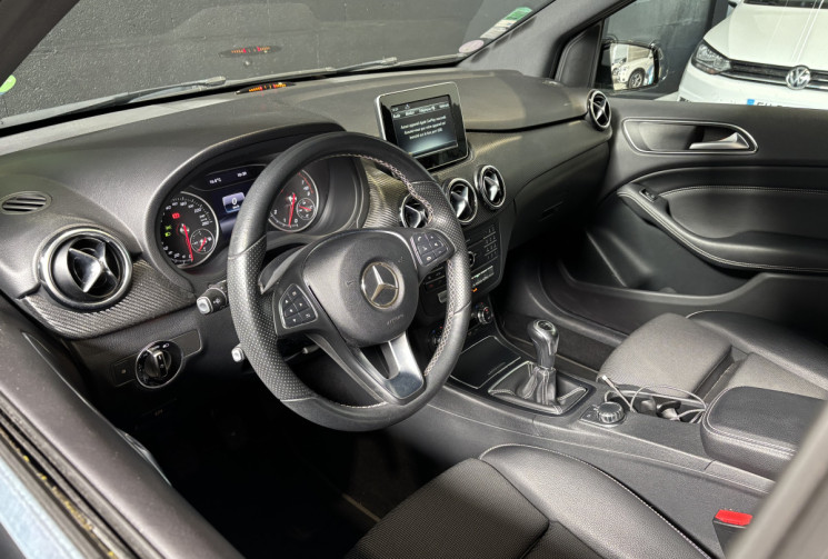 Mercedes Classe B 180 122 ch Sensation / Apple CarPlay / entretien à jour