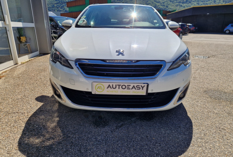 Peugeot 308 phase II 1.6 BlueHdi 120 Allure