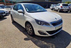 Peugeot 308 phase II 1.6 BlueHdi 120 Allure