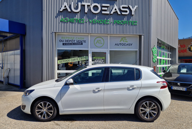 Peugeot 308 phase II 1.6 BlueHdi 120 Allure
