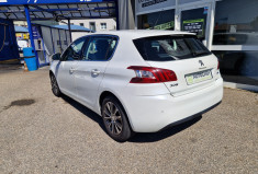 Peugeot 308 phase II 1.6 BlueHdi 120 Allure