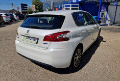 Peugeot 308 phase II 1.6 BlueHdi 120 Allure
