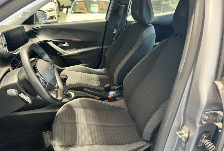 Peugeot 2008  1.2 130 CH BVM6 ALLURE 