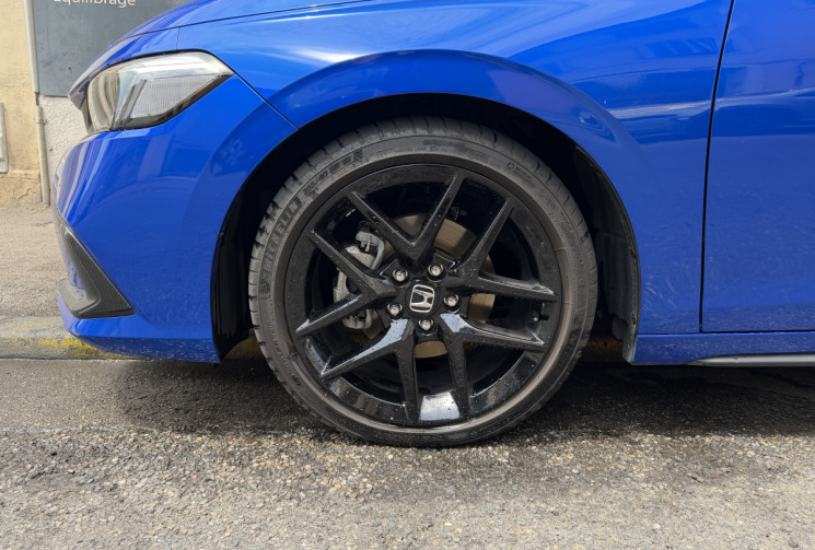 Honda Civic sport + pack carbon e:HEV 2.0 i-MMD 184 HEV e-CVT 143 cv / Origine France 1er main /
