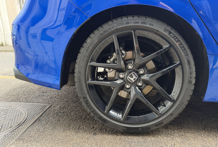 Honda Civic sport + pack carbon e:HEV 2.0 i-MMD 184 HEV e-CVT 143 cv / Origine France 1er main /