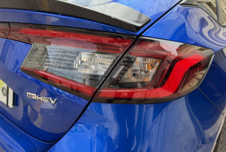 Honda Civic sport + pack carbon e:HEV 2.0 i-MMD 184 HEV e-CVT 143 cv / Origine France 1er main /
