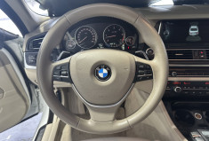 BMW Série 5 530d LCI Modern Xdrive 258 / Suspensions pilotées / Sièges confort / Hayon électrique