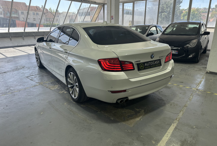 BMW Série 5 530d LCI Modern Xdrive 258 / Suspensions pilotées / Sièges confort / Hayon électrique