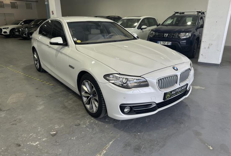 BMW Série 5 530d LCI Modern Xdrive 258 / Suspensions pilotées / Sièges confort / Hayon électrique