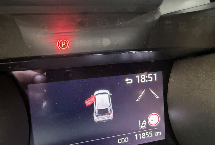 Toyota Yaris Cross dynamic 1.5 HSD 116 Hybrid Boîte auto Origine France 1er main / camera / Carplay