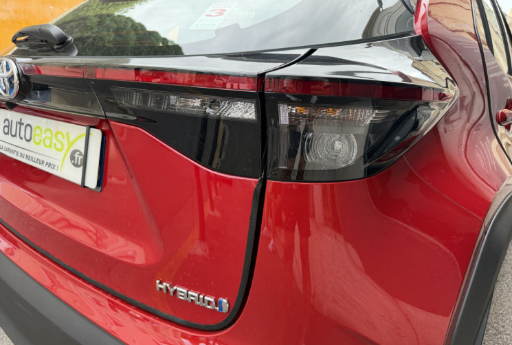 Toyota Yaris Cross dynamic 1.5 HSD 116 Hybrid Boîte auto Origine France 1er main / camera / Carplay