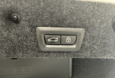 BMW Série 5 530d LCI Modern Xdrive 258 / Suspensions pilotées / Sièges confort / Hayon électrique