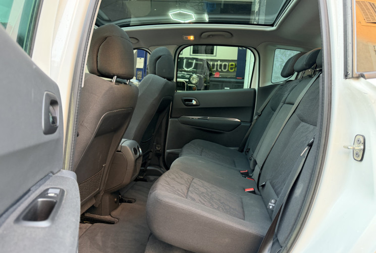 Peugeot 3008 ALLURE  2.0 HDi 16V FAP 200 Hybrid4 BMP6 S&S 163 cv