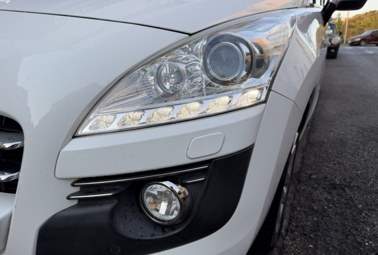 Peugeot 3008 ALLURE  2.0 HDi 16V FAP 200 Hybrid4 BMP6 S&S 163 cv