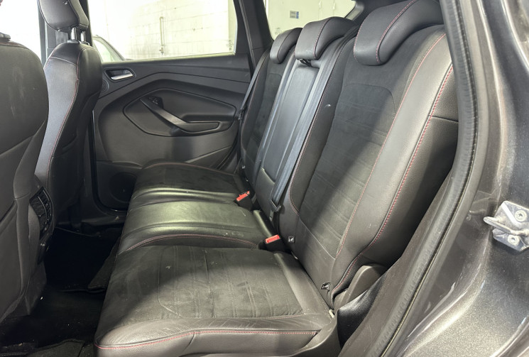Ford Kuga 2.0 TDCI 150 ST Line / Entretien rigoureux / Carplay / Caméra de recul / Régulateur