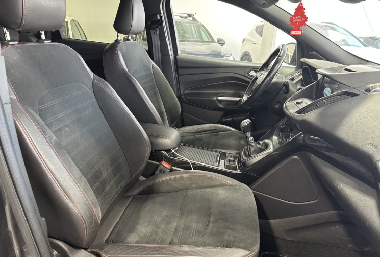 Ford Kuga 2.0 TDCI 150 ST Line / Entretien rigoureux / Carplay / Caméra de recul / Régulateur