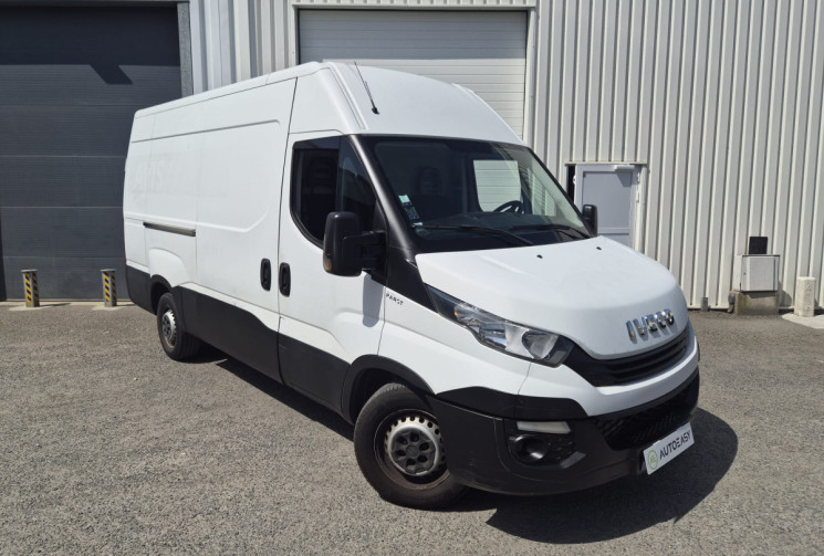 Iveco Daily 35S12 2.3 FOURGON H2L2 * DISTRIBUTION FAITE * 