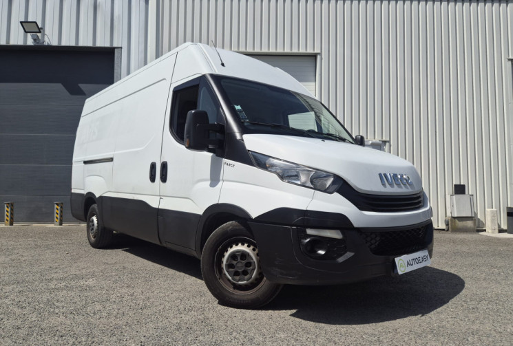 Iveco Daily 35S12 2.3 FOURGON H2L2 * DISTRIBUTION FAITE * 
