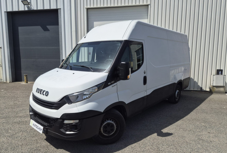 Iveco Daily 35S12 2.3 FOURGON H2L2 * DISTRIBUTION FAITE * 
